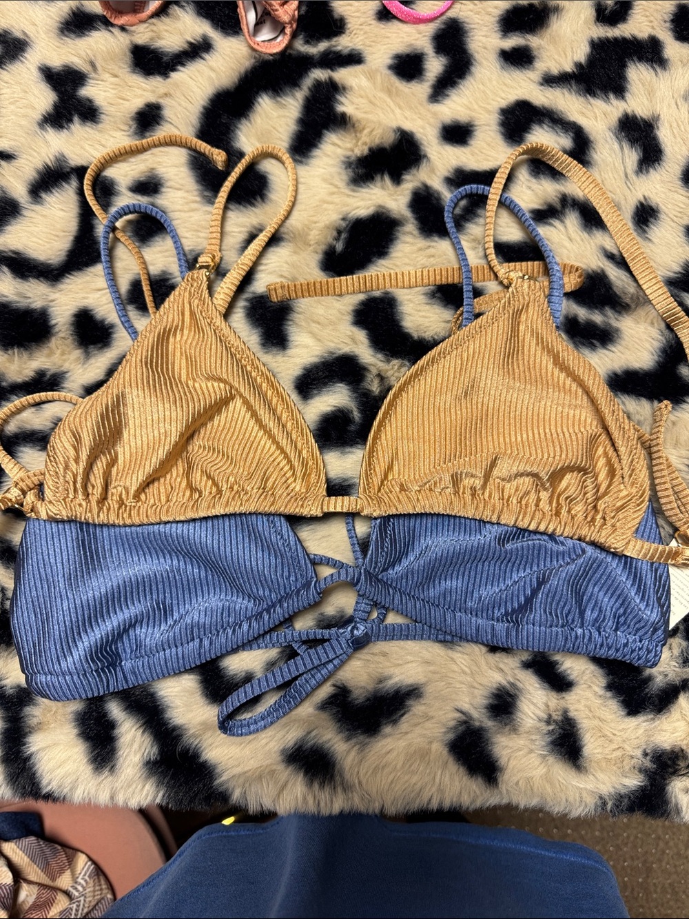 aerie- set of 2- L & XL bikini tops